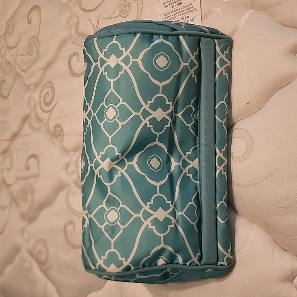 Ipad/kindle lap pillow